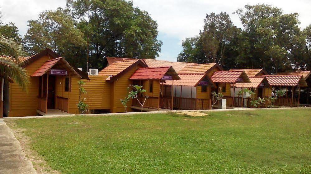 Noor Arfa River Chalet Kuala Terengganu Exterior foto